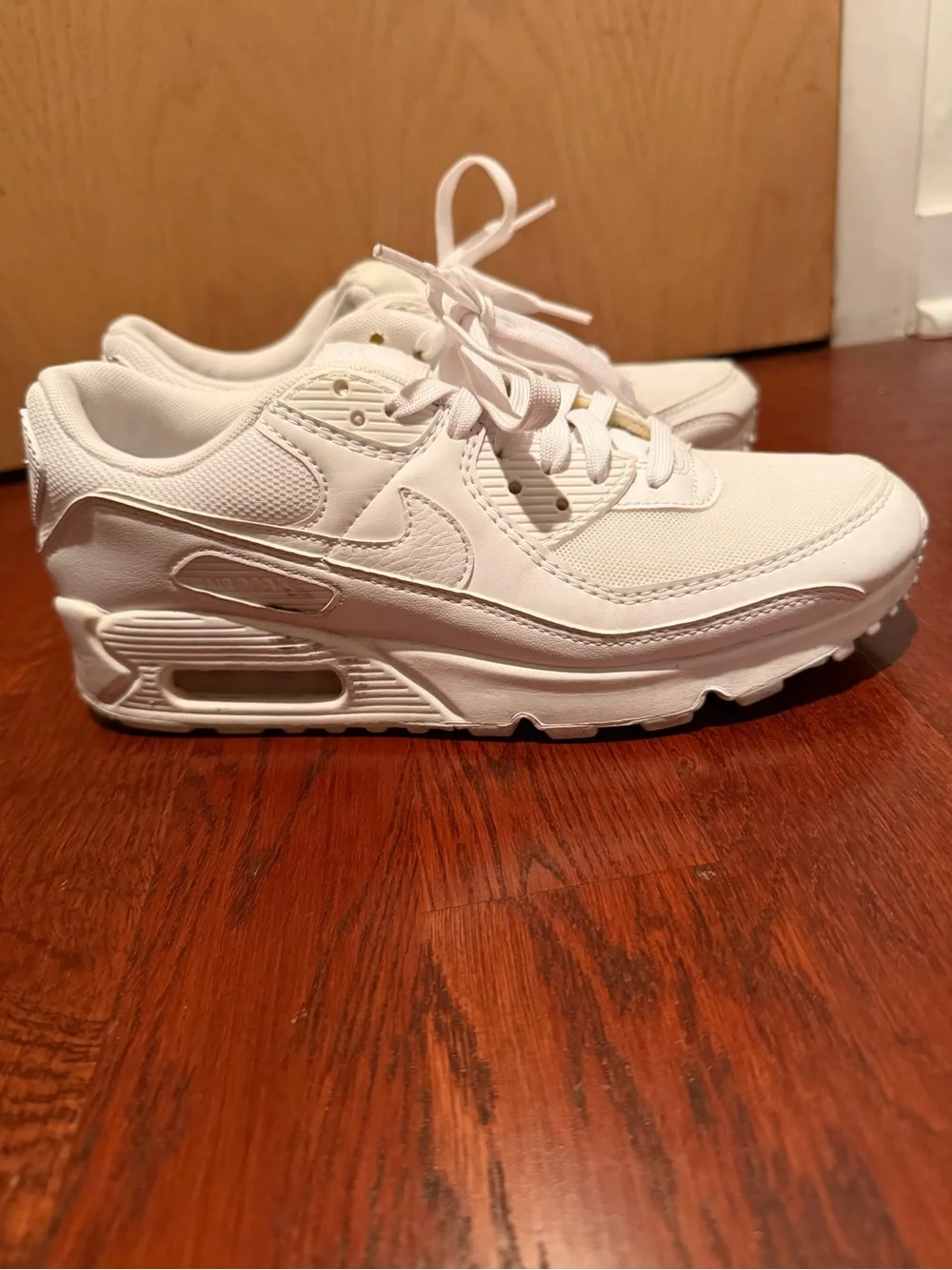 Nike White Women's Air Max Style Athletic Sneakers